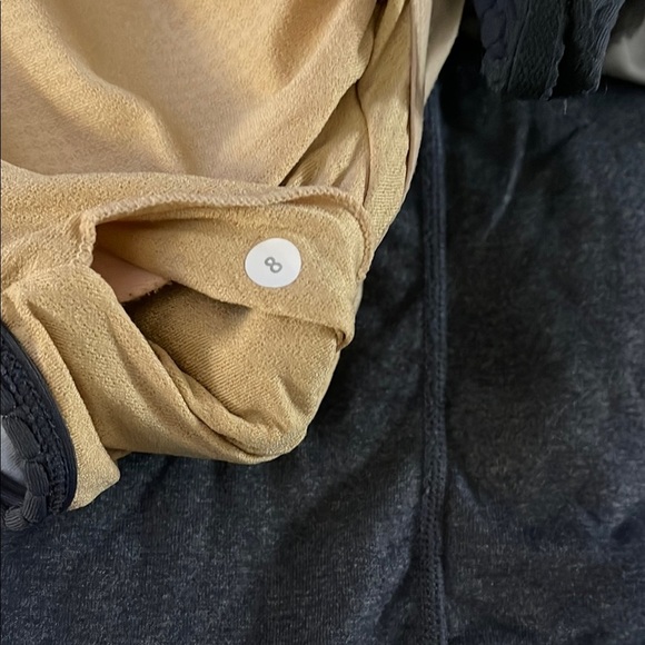 Lululemon Athletica Bustier Camisole in Gray and white. - Picture 9 of 9